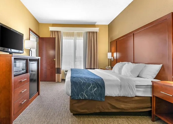Comfort Suites